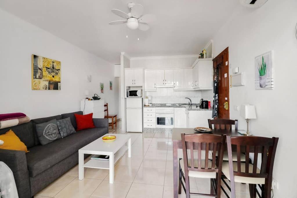 Capistrano Village, 1 Bedroom + Free Wi-Fi Nerja Exteriér fotografie