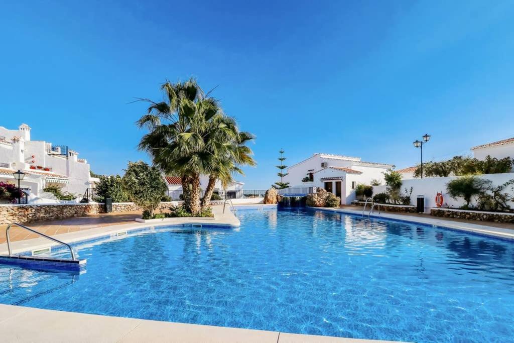 Capistrano Village, 1 Bedroom + Free Wi-Fi Nerja Exteriér fotografie