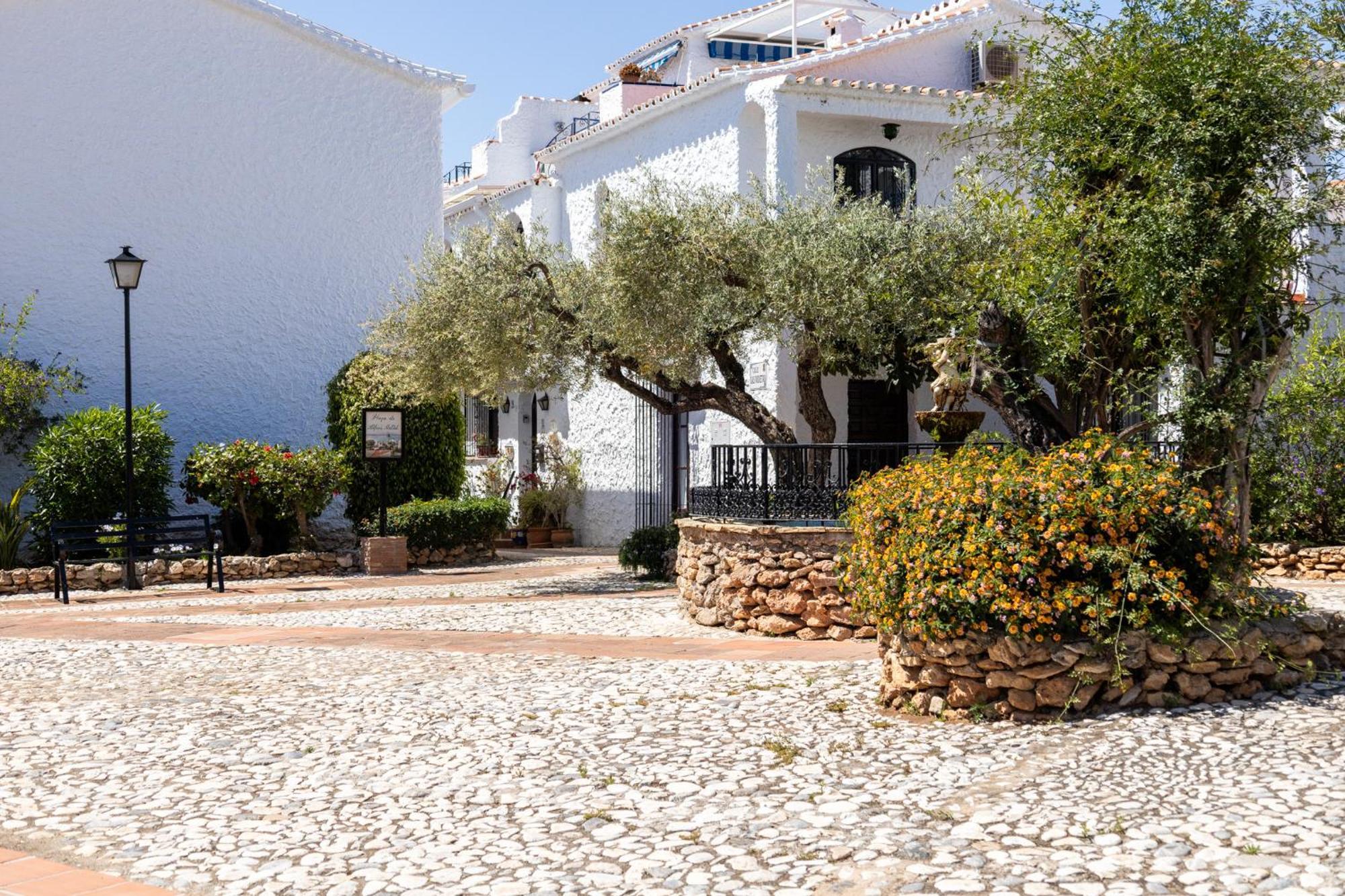 Capistrano Village, 1 Bedroom + Free Wi-Fi Nerja Exteriér fotografie