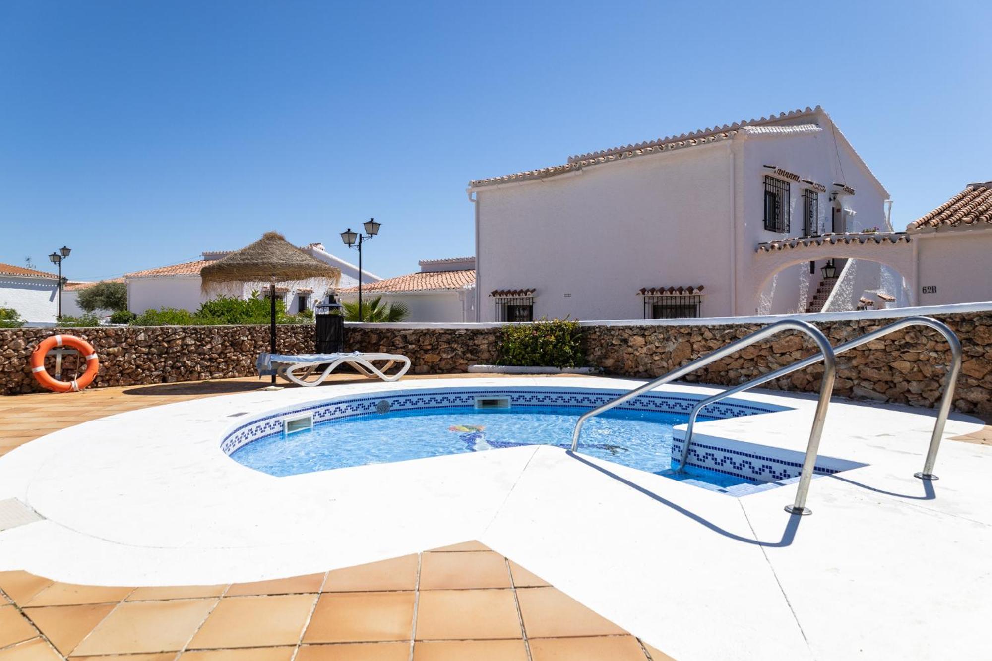 Capistrano Village, 1 Bedroom + Free Wi-Fi Nerja Exteriér fotografie